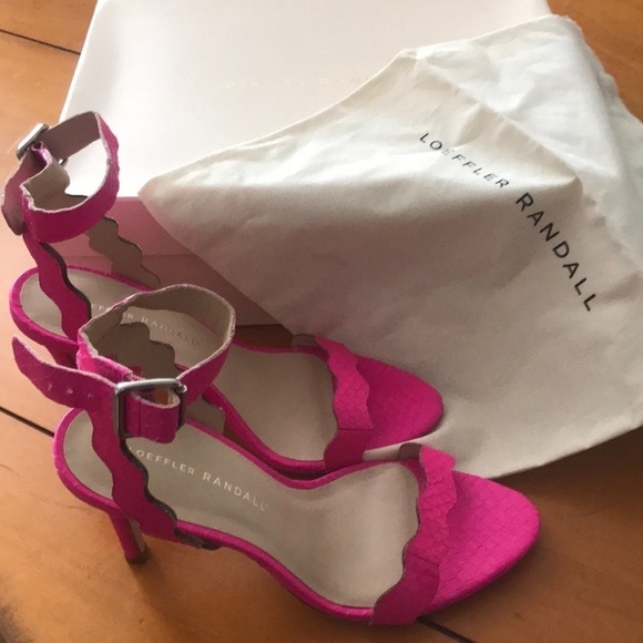 NWT- Loeffler Randall- Fuchsia Amelia Heel - Picture 6 of 10